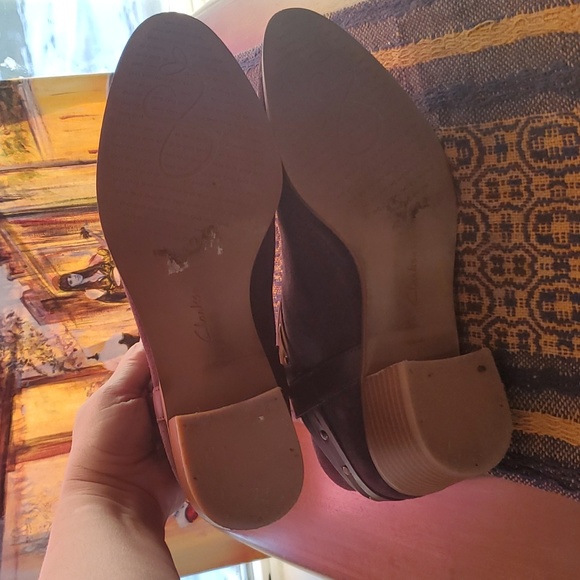 CLARKS Somerset Breccan Purple Suede Studded Ankle Strap Booties Size 9 🍇🍇 - Picture 6 of 6